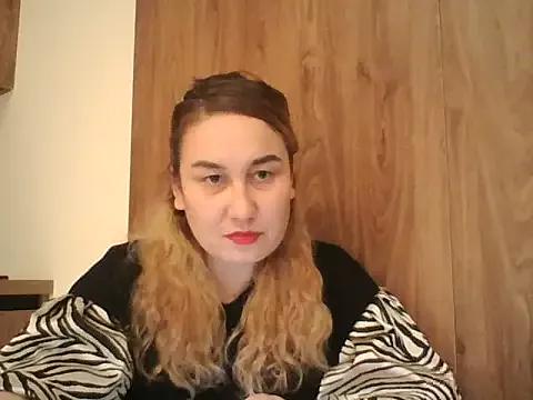 Loriveth webcams show profile image 