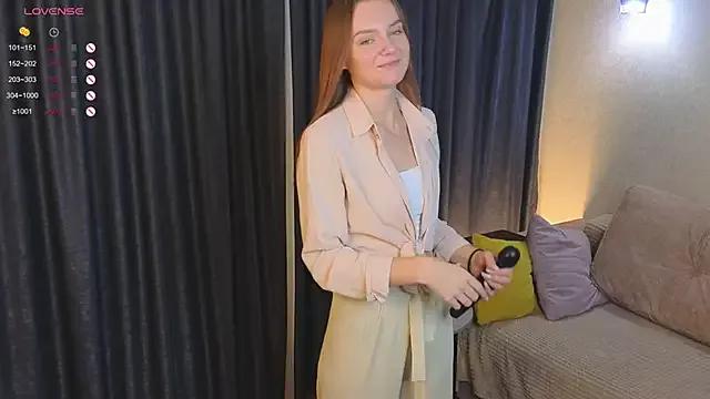 LouisaChaobal from StripChat is Freechat