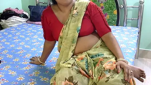 Loveing_Wife_32 from StripChat is Freechat