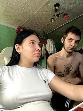 LoveKitty_loo from StripChat is Freechat