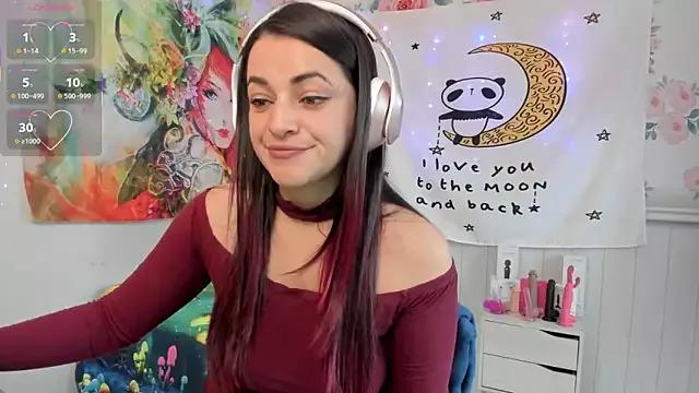 LovelyAzucena from StripChat is Freechat