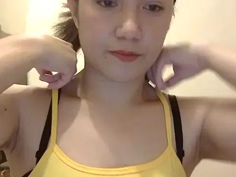 Lovelyclaya from StripChat is Freechat