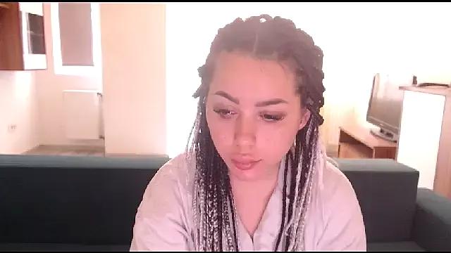 LovelyJulliette from StripChat is Freechat