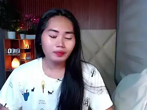 Lovelymay17 from StripChat is Freechat