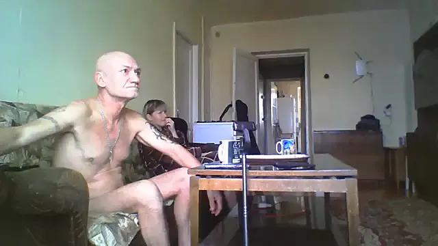 LoverCoupxl from StripChat is Freechat