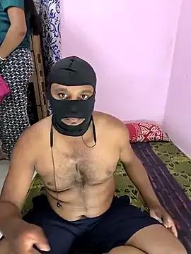 Lovlycouple1 from StripChat