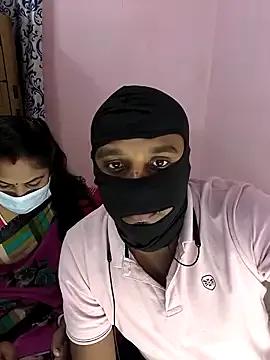 Lovlycouple1 from StripChat
