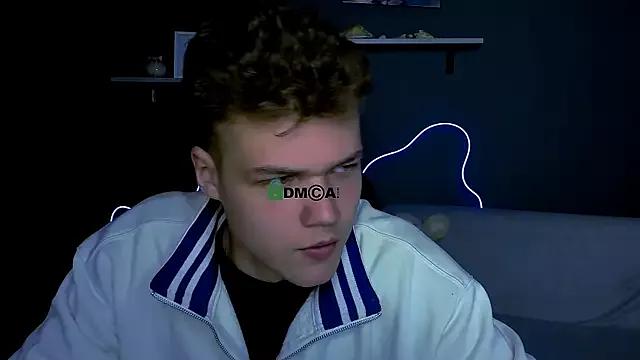 lucas_long_ from StripChat is Freechat