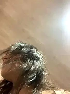 Lucia_20x from StripChat is Freechat