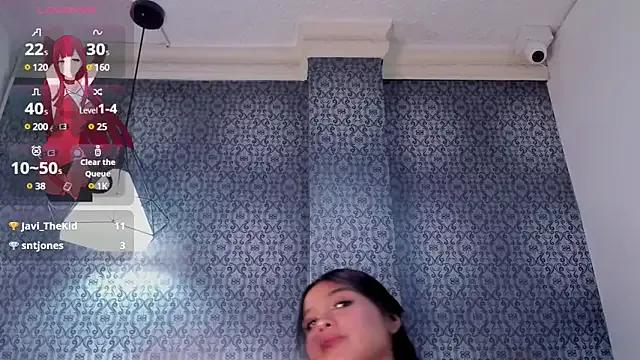 Lucia_Collins_ from StripChat is Freechat