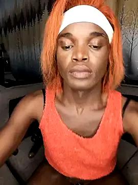 Lucile_Carrie from StripChat is Freechat