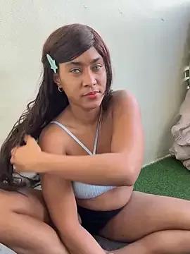 LuckyKhloe from StripChat is Freechat