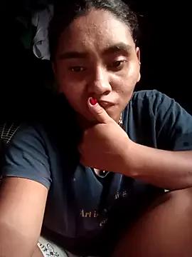 Lucy-Ferr from StripChat is Freechat