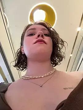 Lucy-joy webcams show profile image 