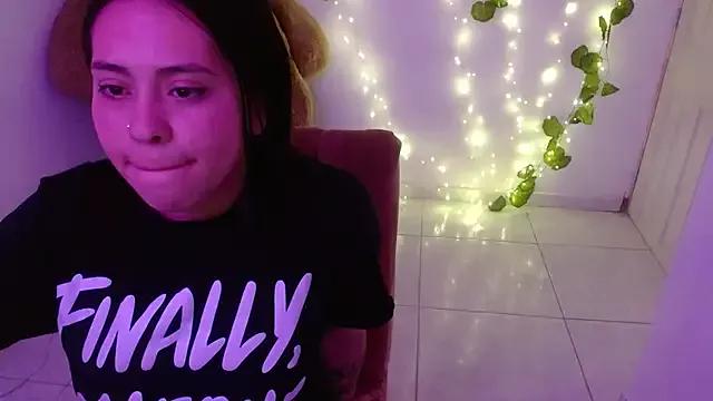 lucy1609 from StripChat is Freechat