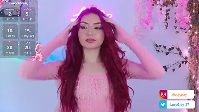 Discover our girls online shows and discover the company of countless livestreamers, with stunning shapes, sex toys and more.