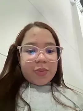 Photos of Lucyklein2022 from StripChat is Freechat