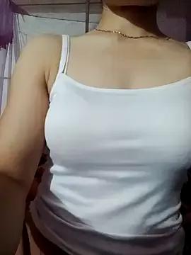 LucyyLy from StripChat is Freechat