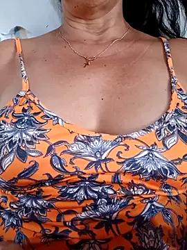 luhcarla from StripChat is Freechat