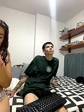 Luke_and_Leia from StripChat is Freechat