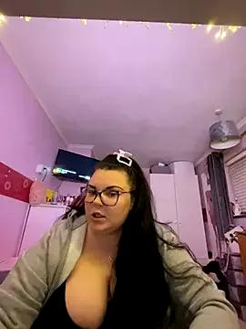 Lulu1101xoxo from StripChat