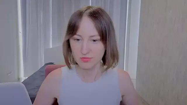 LuluChiiii from StripChat