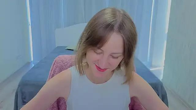 LuluChiiii from StripChat