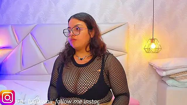 lulukawai16 from StripChat