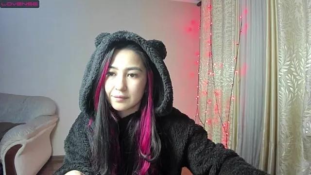 luluuland from StripChat