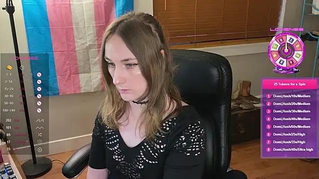 luluvaladon from StripChat
