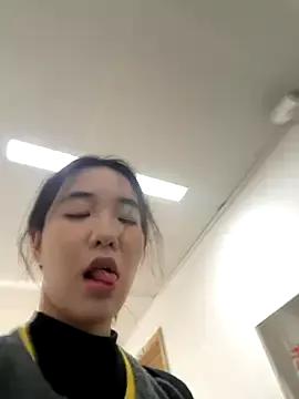 Photos of luluya1314 from StripChat is Freechat