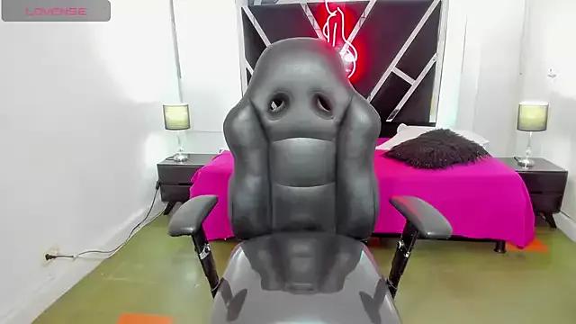 luna_girls from StripChat is Freechat
