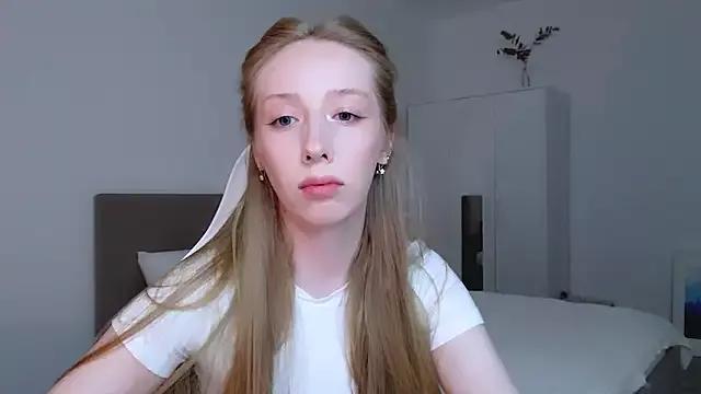 Luna_insniity webcams show profile image 