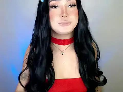 Discover our girls online shows and discover the company of countless livestreamers, with stunning shapes, sex toys and more.