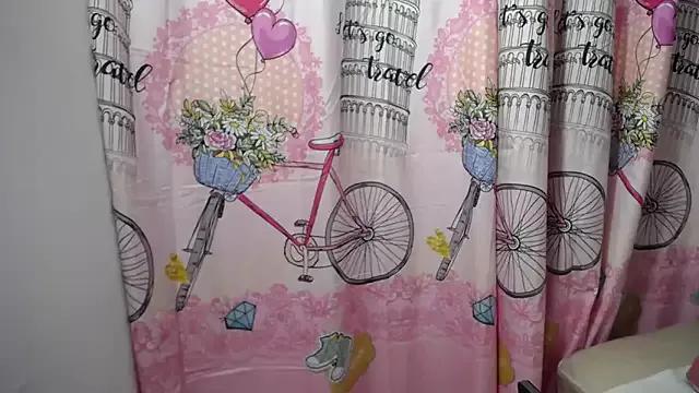 luna_pitufo from StripChat is Freechat