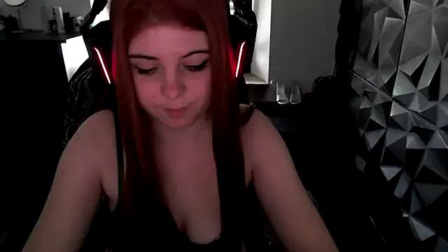 Photos of LunaaNoir from StripChat is Freechat