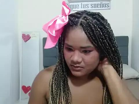 LunaCrazy from StripChat is Freechat