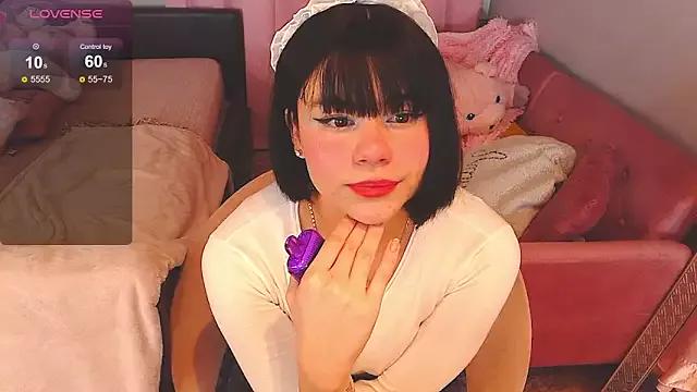 LunaMilav from StripChat is Freechat