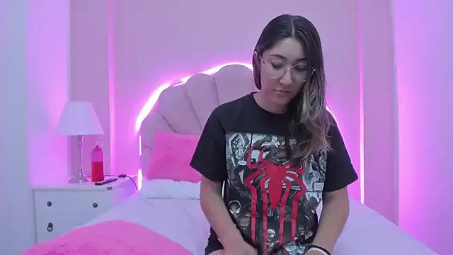 LunaVibeXX webcams show profile image 