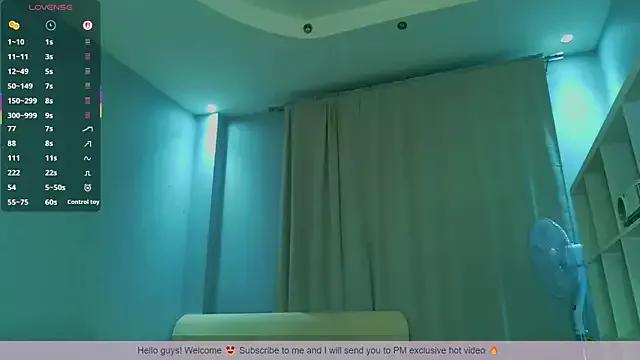 LunaXLoverx from StripChat is Freechat