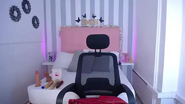Lunna_boobs from StripChat