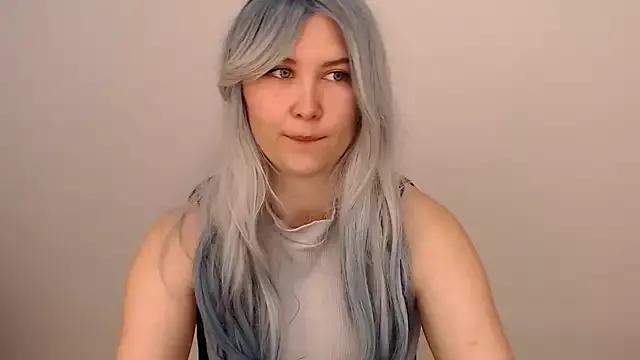 Photos of Lunvia from StripChat is Freechat