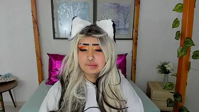 lussyevans24 from StripChat
