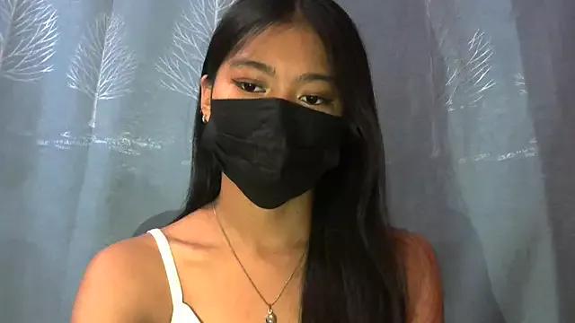 lusty_luxmi from StripChat is Freechat