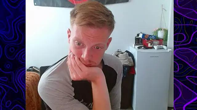 lustylyndon from StripChat is Freechat