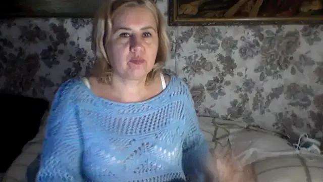LustyyX from StripChat is Freechat