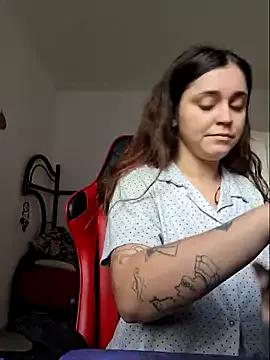 luuhcat09 from StripChat