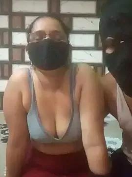 Luv_couple01 from StripChat is Freechat