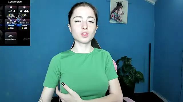Luxuryalma from StripChat