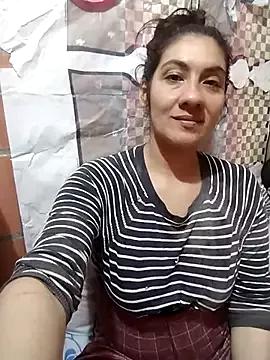 luzdelunas from StripChat is Freechat